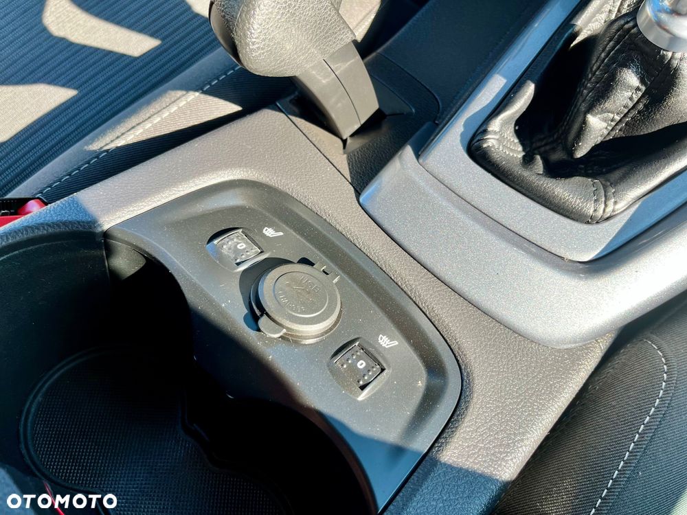 Ford Focus 1.0 EcoBoost Titanium - 25