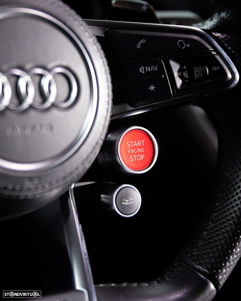 Audi R8 Coupé V10 plus 5.2 FSI quattro S tronic - 23