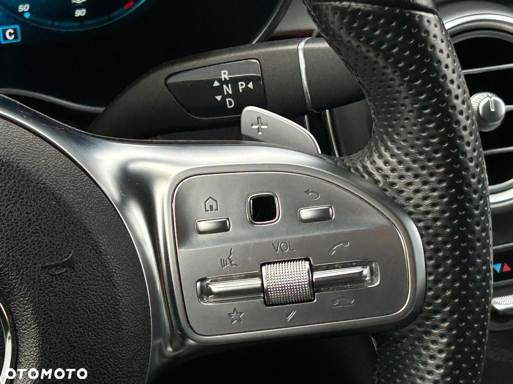 Mercedes-Benz GLC 300 d 4-Matic - 22