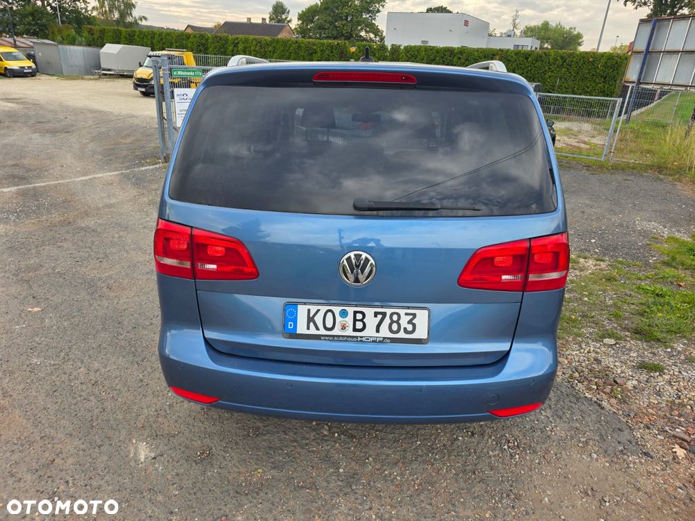 Volkswagen Touran - 6