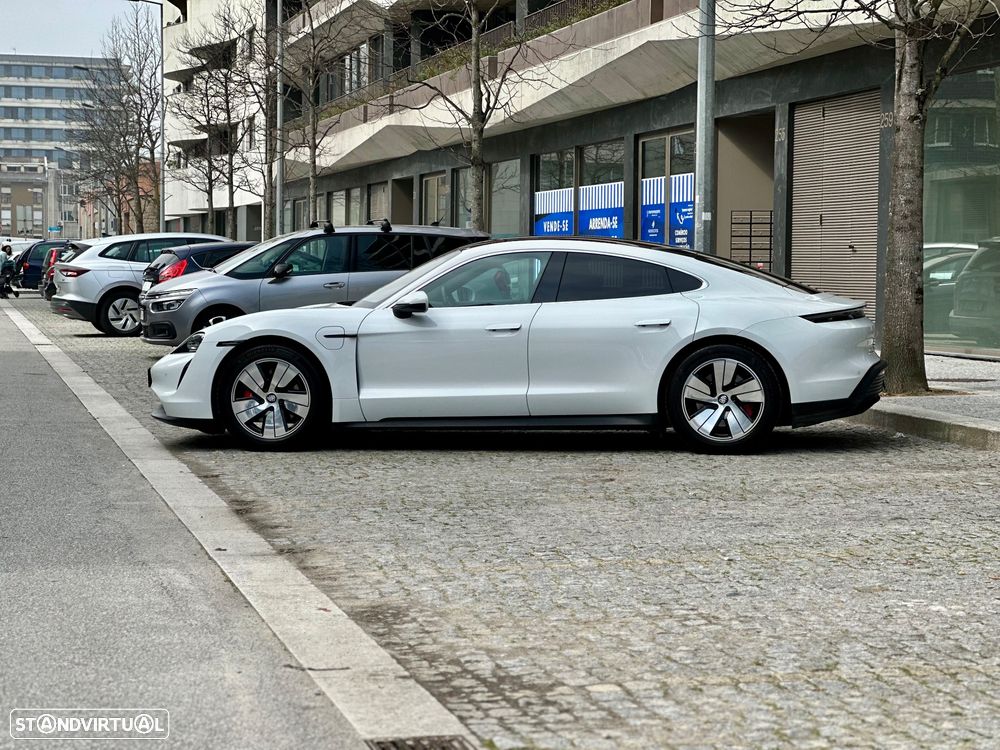 Porsche Taycan 4S Bateria Performance Plus - 3