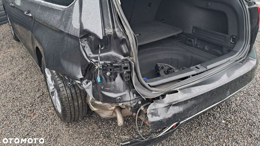 Volkswagen Passat - 19