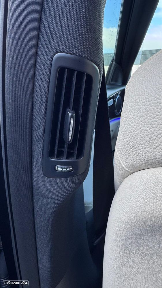 Mercedes-Benz E 220 d Exclusive Line - 16