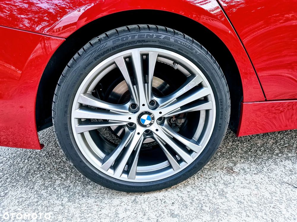 BMW Seria 3 320i - 3