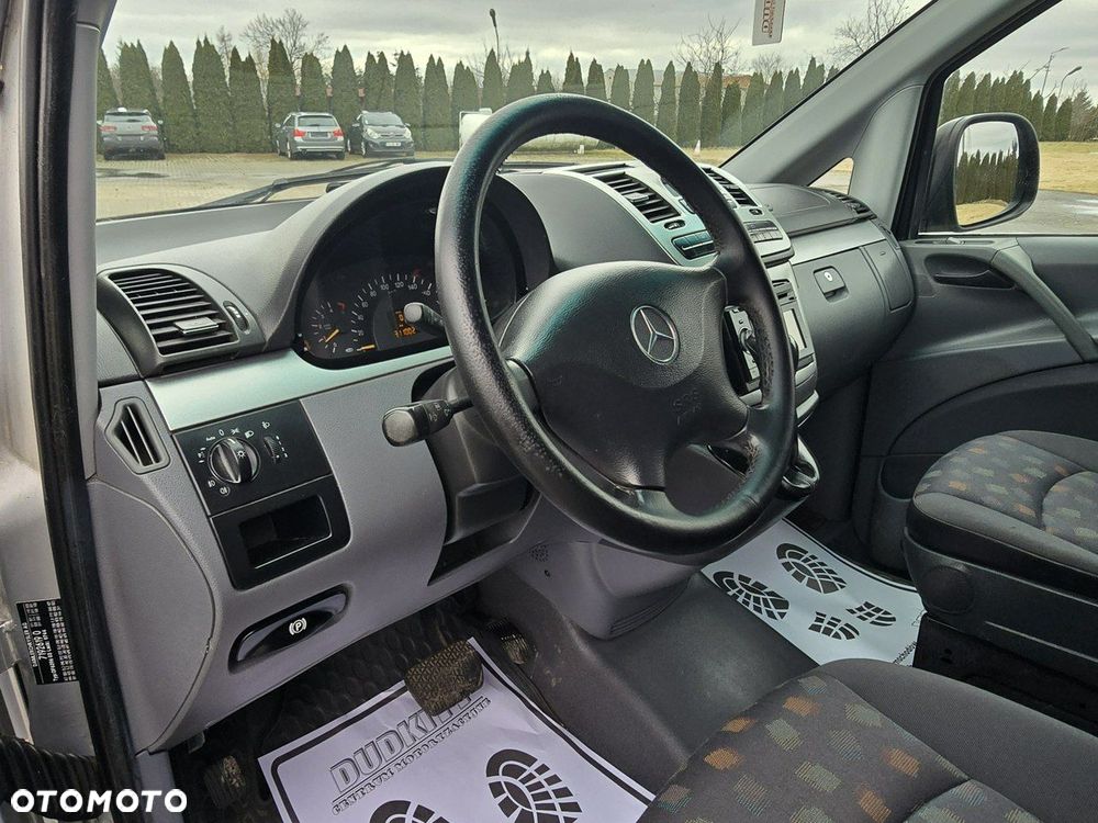 Mercedes-Benz Vito - 21