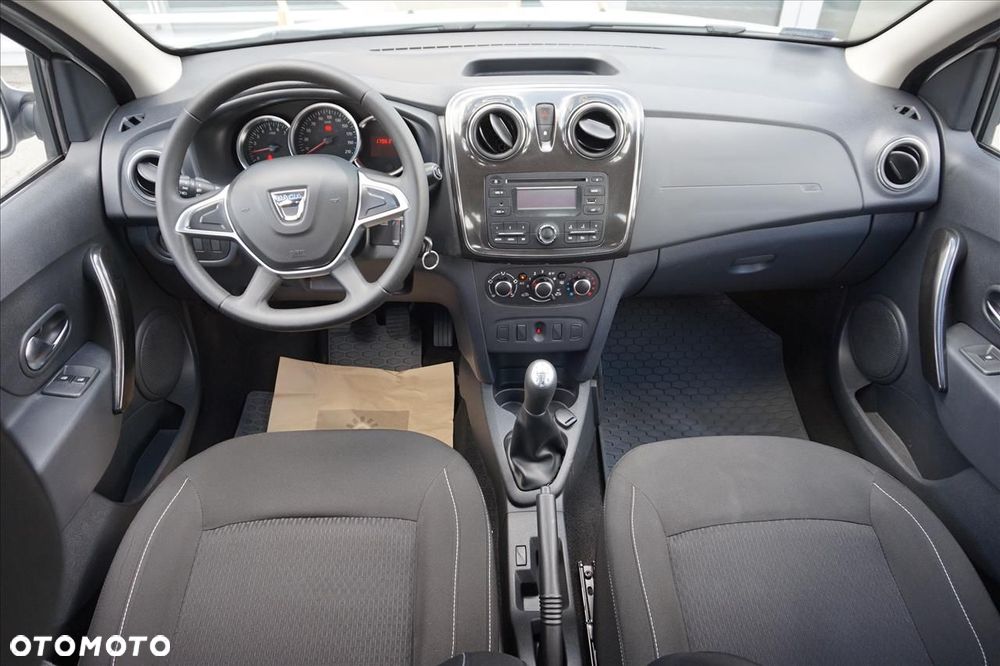 Dacia Sandero 1.2 16V Laureate - 12