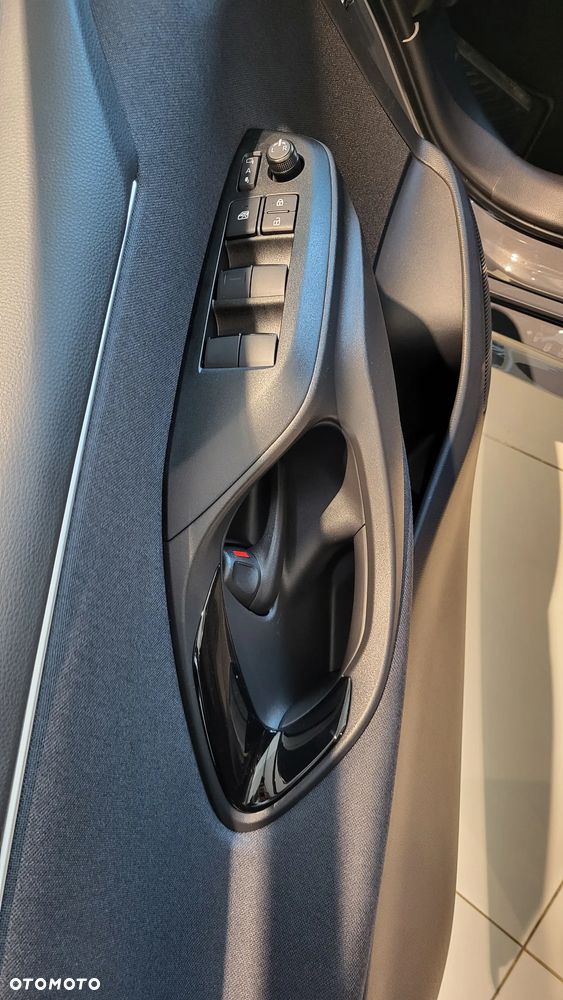 Toyota Yaris Hybrid 1.5 Style - 10