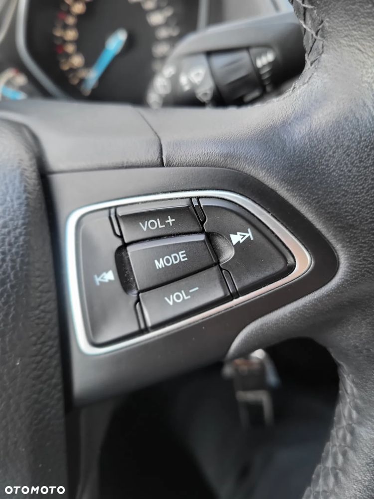 Ford Focus 1.6 Trend - 21