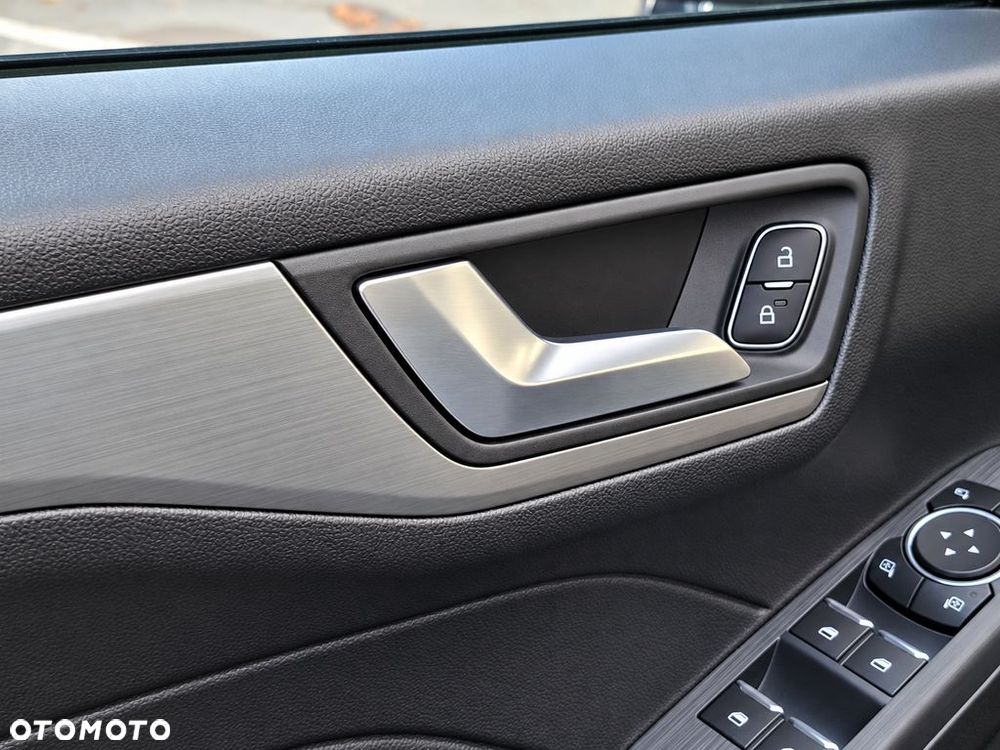 Ford Kuga 1.5 EcoBoost FWD Titanium - 30