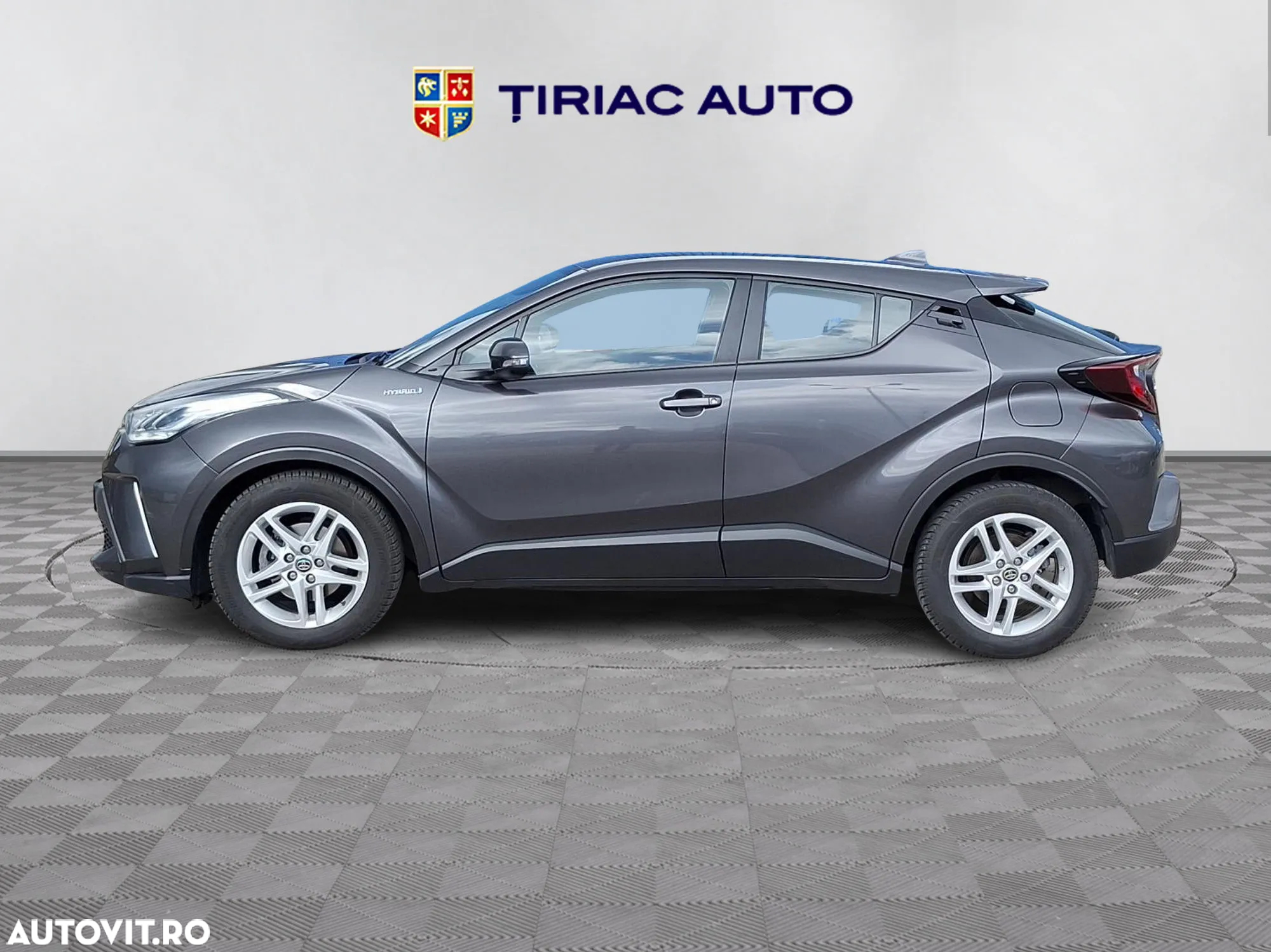 Toyota C-HR - 3