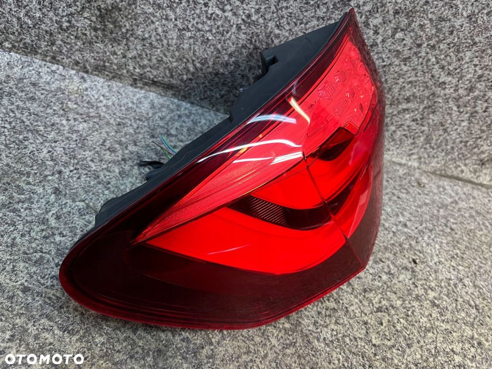 Lampa LED lewa tylna lewy tyl w blotnik BMW F11 ORYGINAL LADNA KOMBI - 3