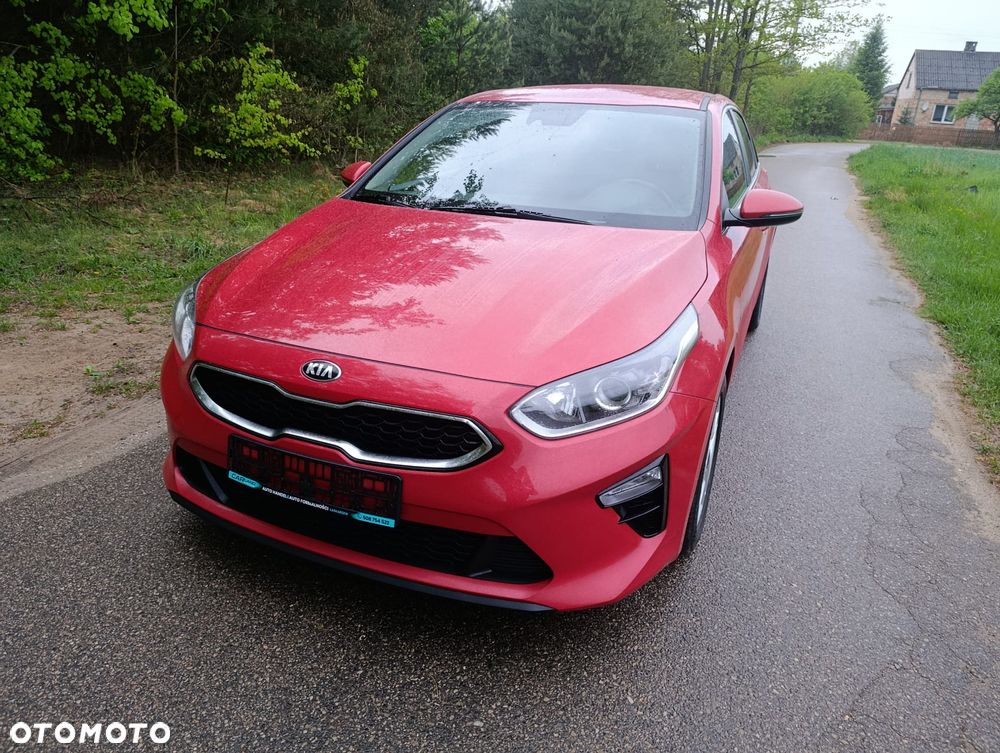 Kia Ceed 1.6 CRDi (48V Mild-Hybrid) Platinum - 2