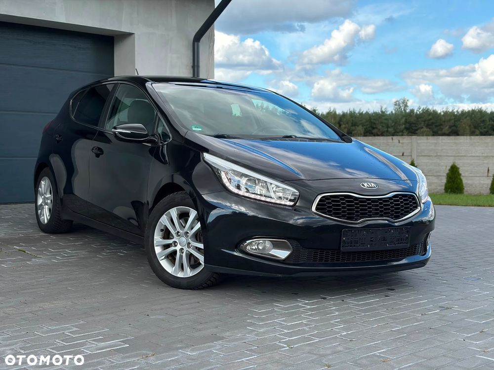 Kia Ceed 1.6 CRDi 128 ISG Edition 7 - 4