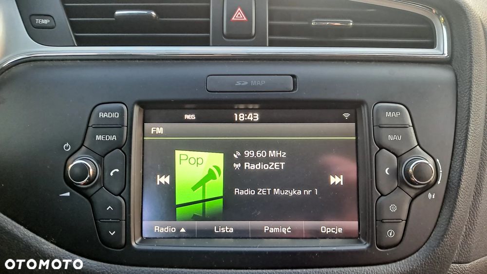 Kia Ceed 1.6 CRDi 136 ISG Dream Team Edition - 30