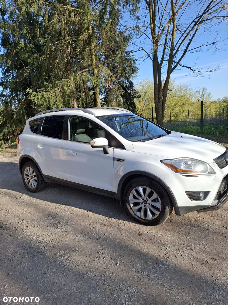 Ford Kuga 2.0 TDCi 4x4 Titanium - 6