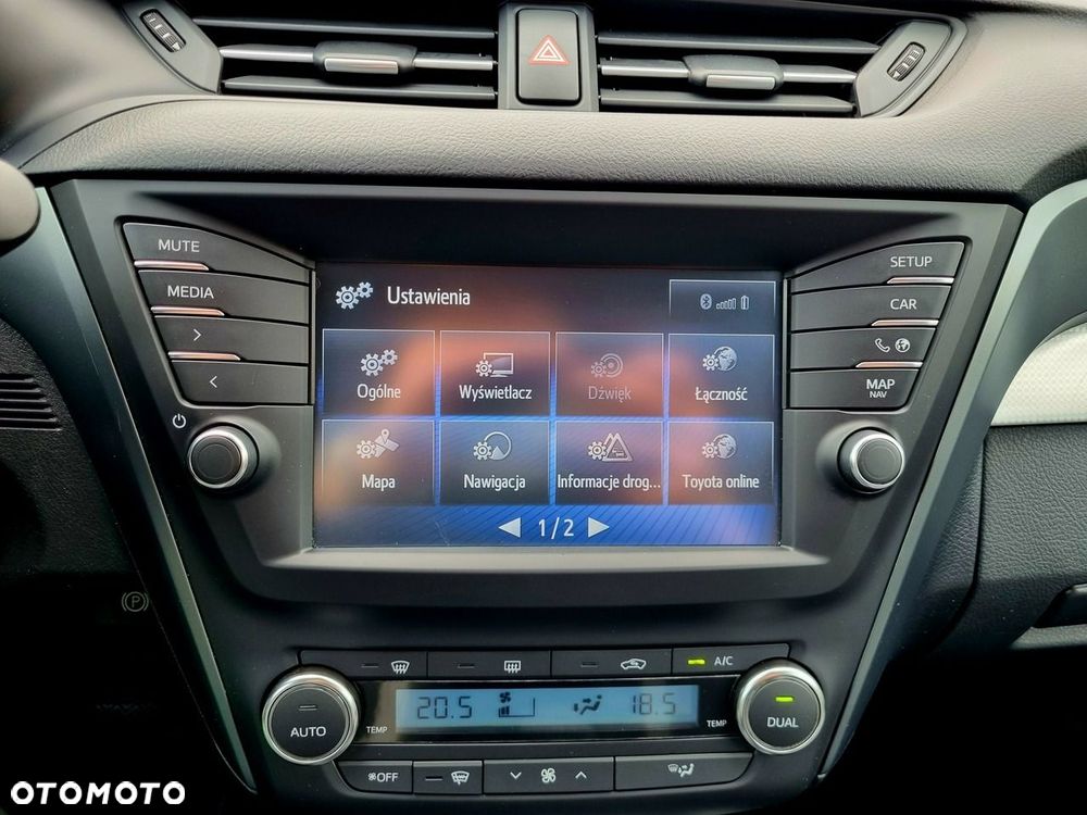 Toyota Avensis 1.8 Sol NAVI MS - 20