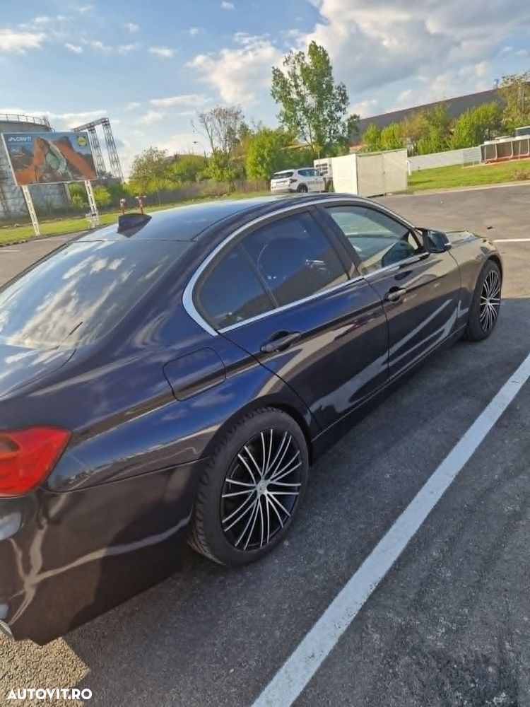 BMW Seria 3 320d - 5