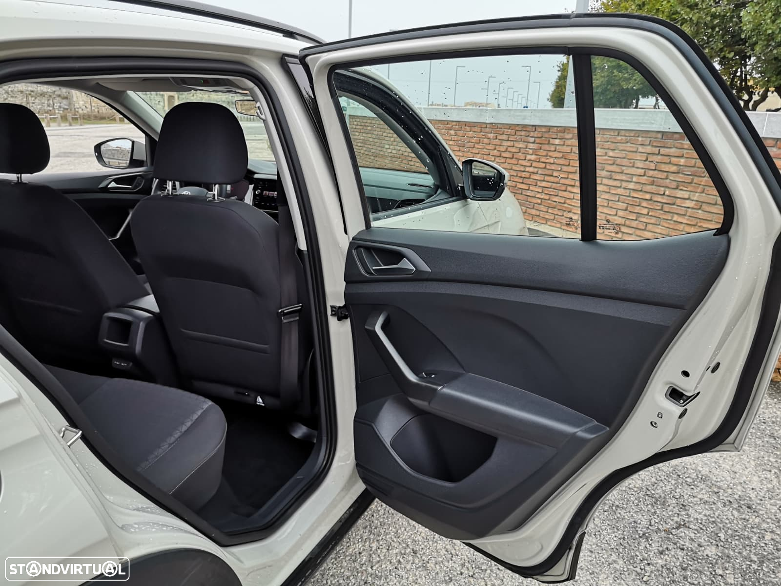 VW T-Cross 1.0 TSI Life - 9