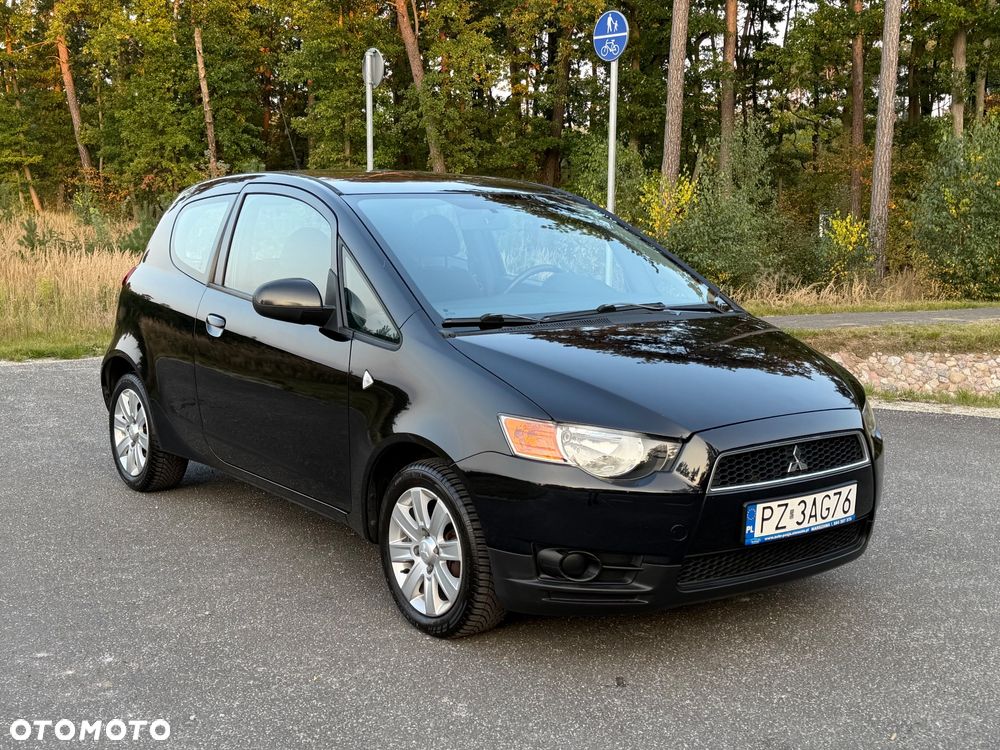 Mitsubishi Colt - 4