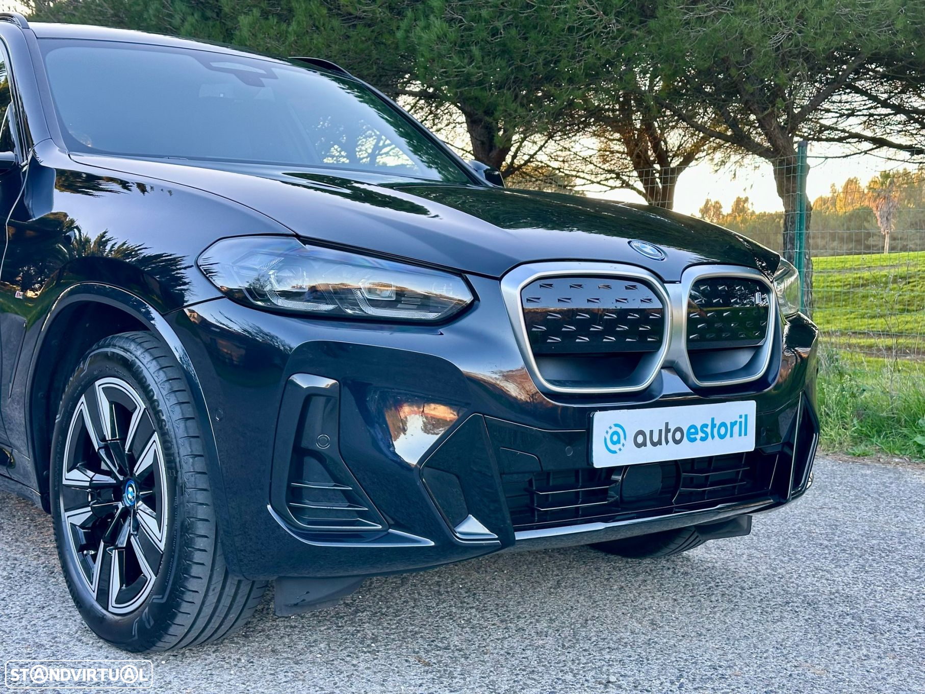 BMW iX3 M Sport Inspiring - 15
