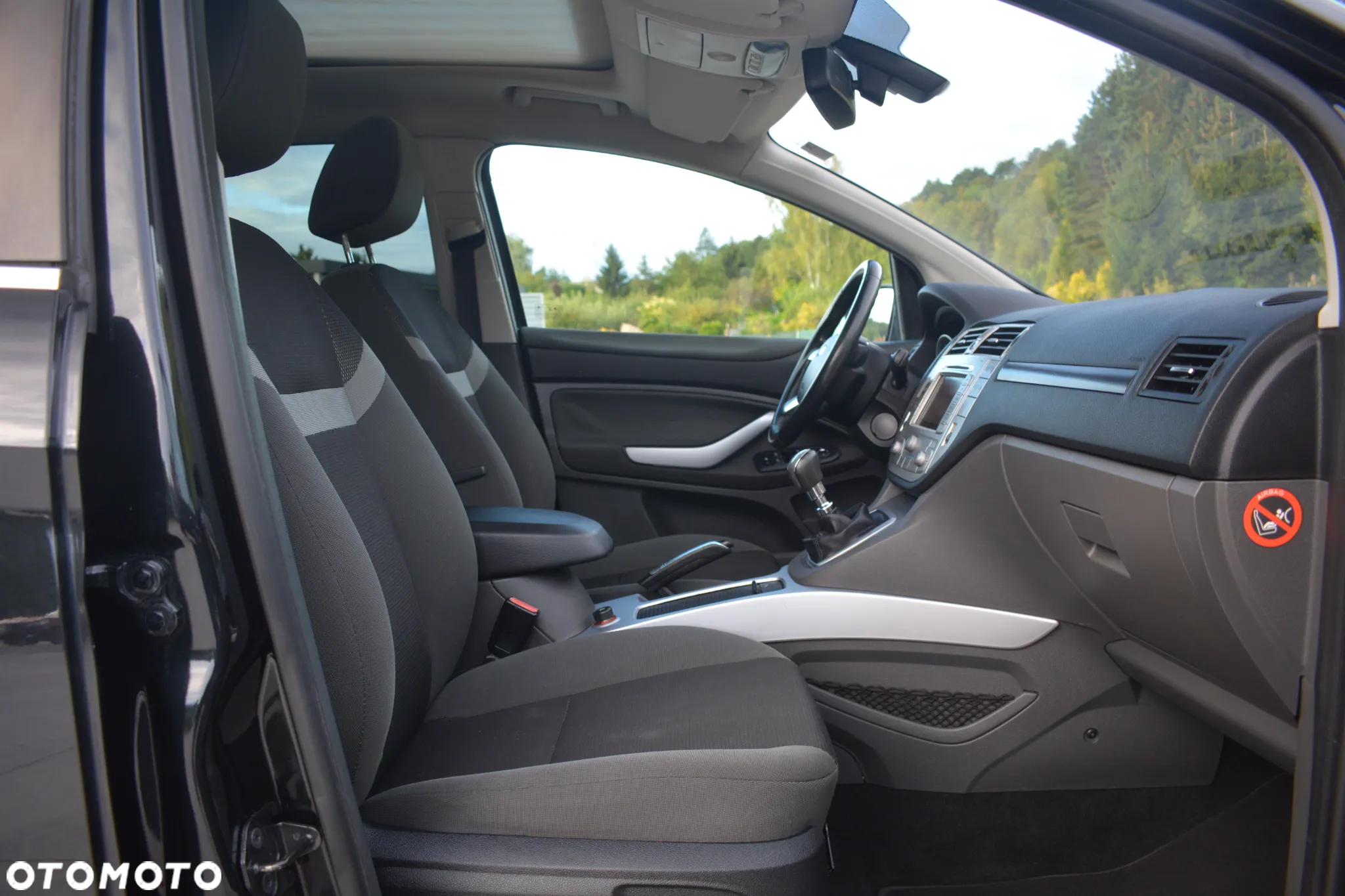 Ford Kuga - 24