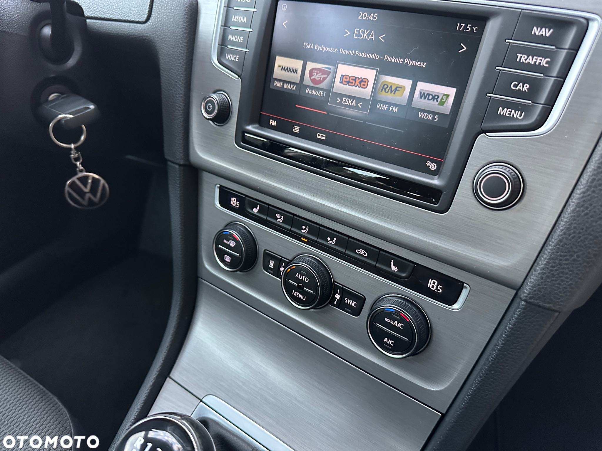 Volkswagen Golf - 9