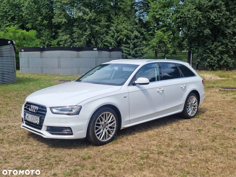 Audi A4 Avant - 1