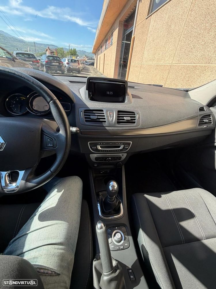 Renault Mégane 1.5 dCi Dynamique - 8