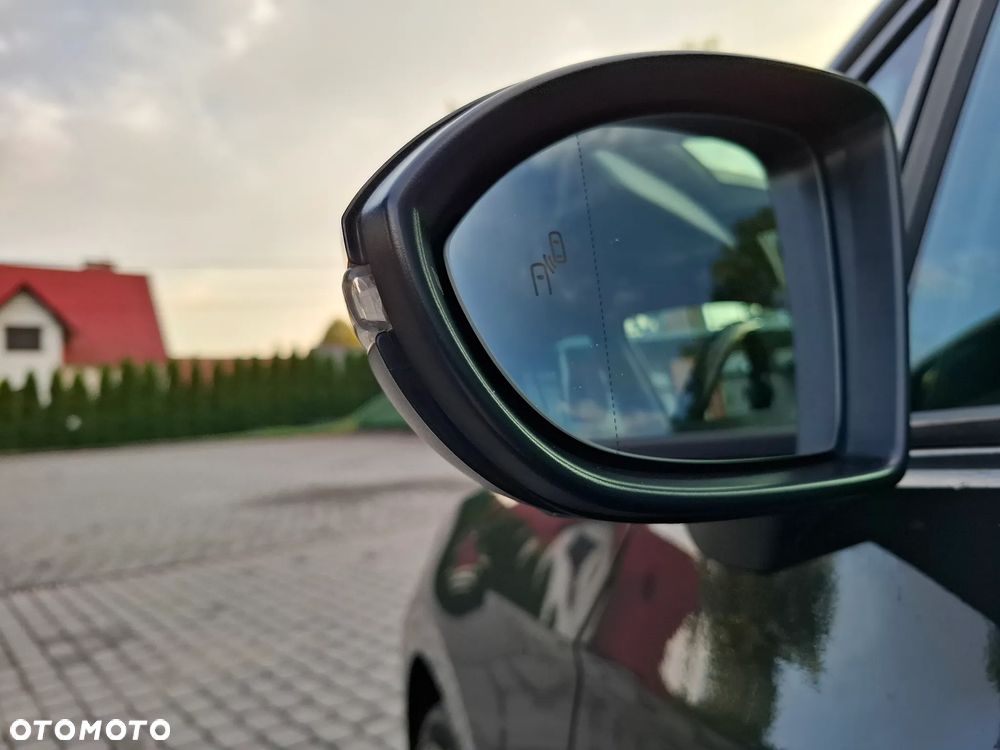 Volkswagen Golf Sportsvan SV 2.0 TDI BMT Highline - 17