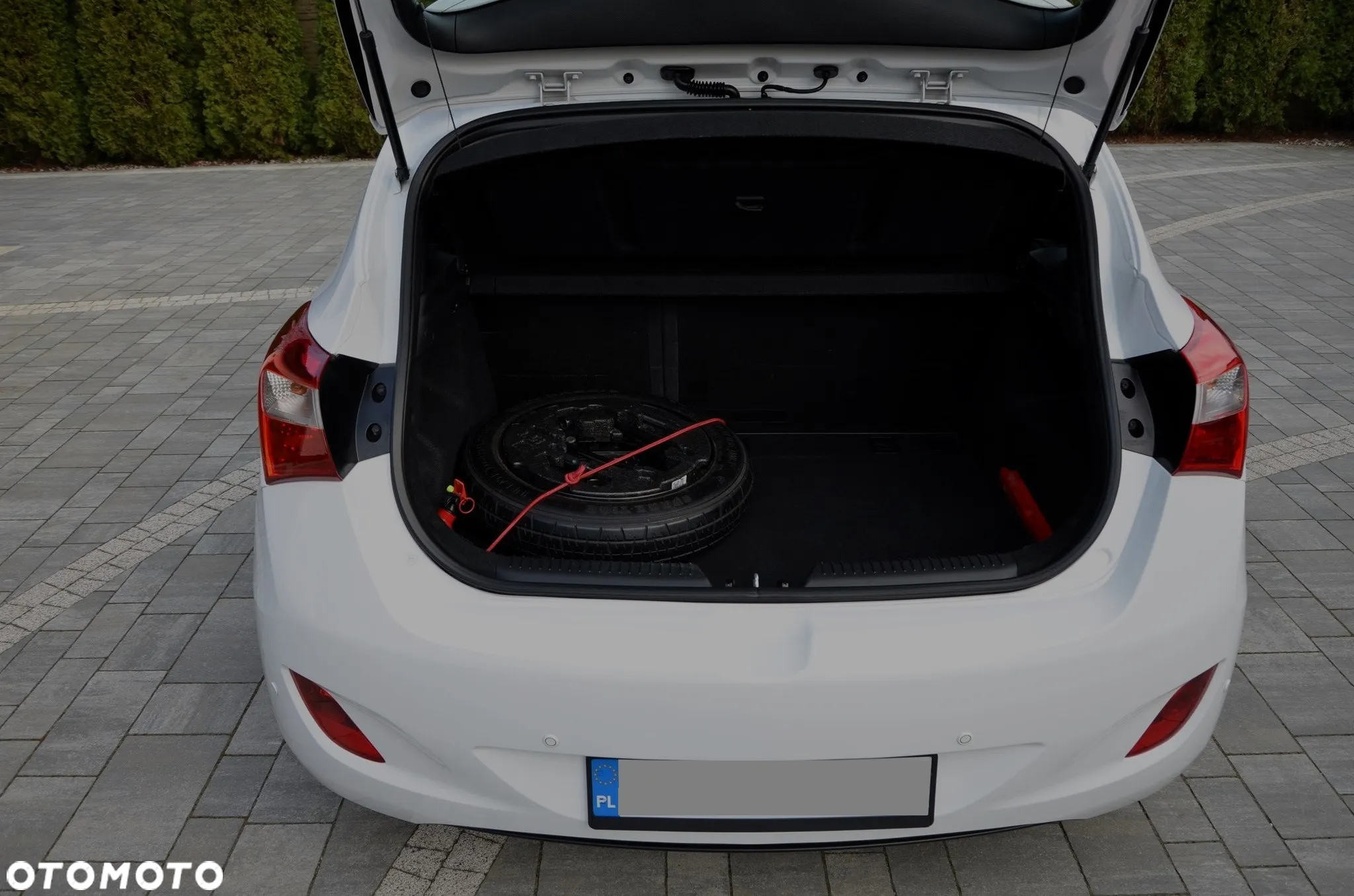 Hyundai i30 1.4 BlueDrive Classic + - 18