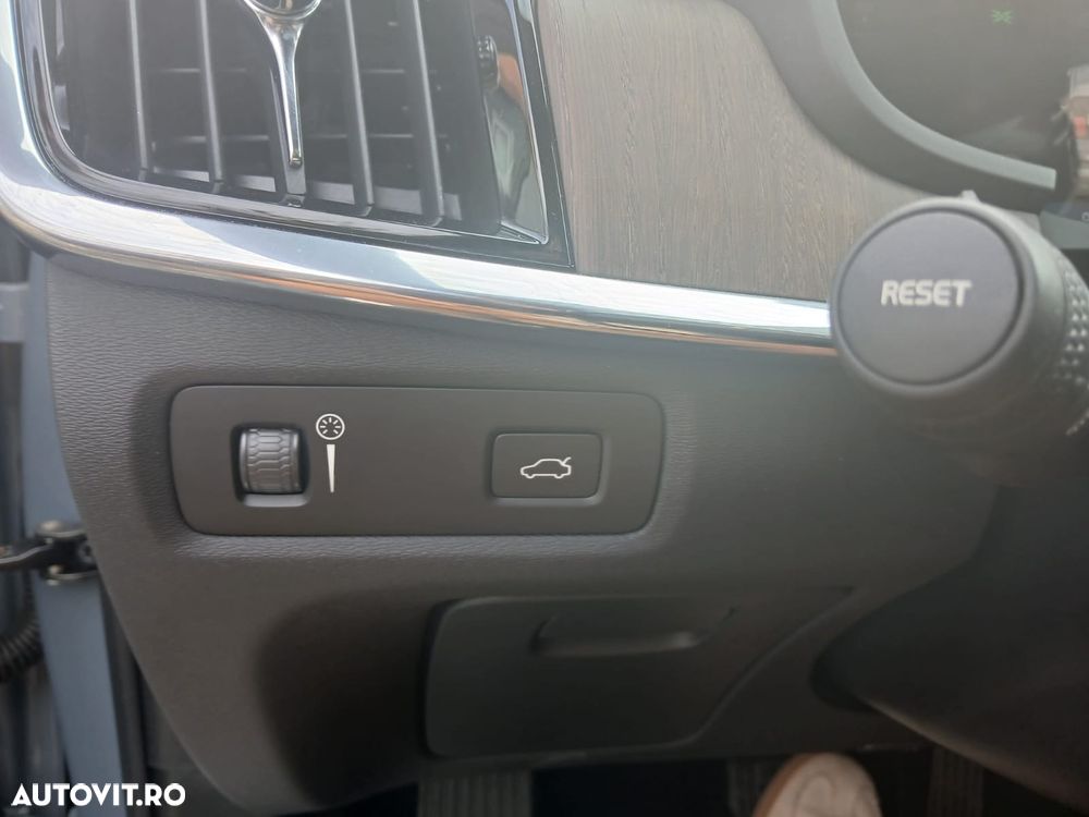 Volvo V90 T5 Momentum - 14