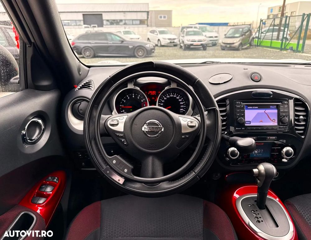 Nissan Juke 1.6 Xtronic N-Connecta - 2