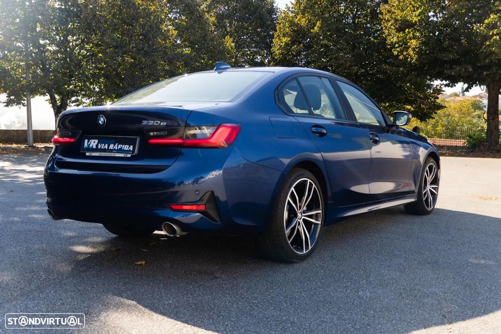 BMW 330 e Line Luxury Auto - 5