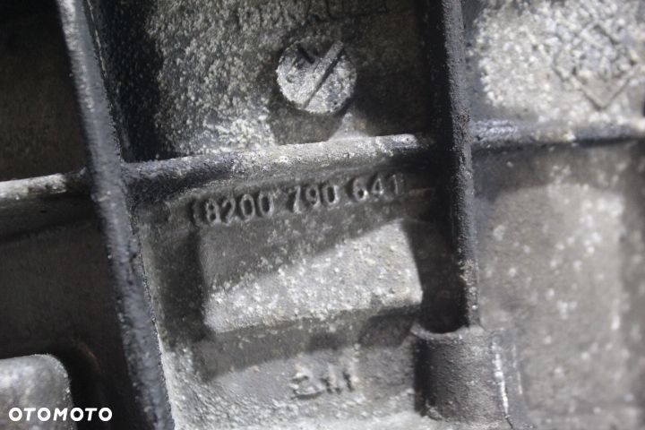 SKRZYNIA BIEGÓW 6 MEGANE III 1.6 7701700598 - 7
