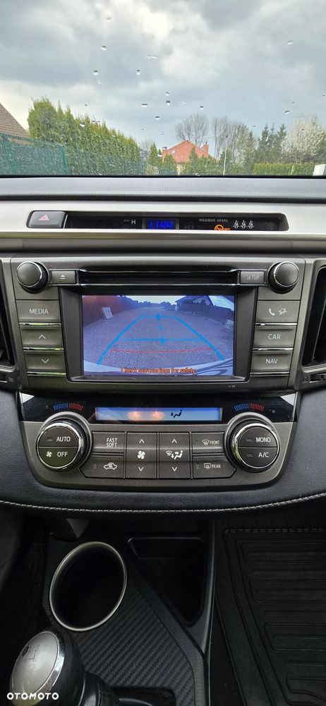 Toyota RAV4 2.0 Premium - 13