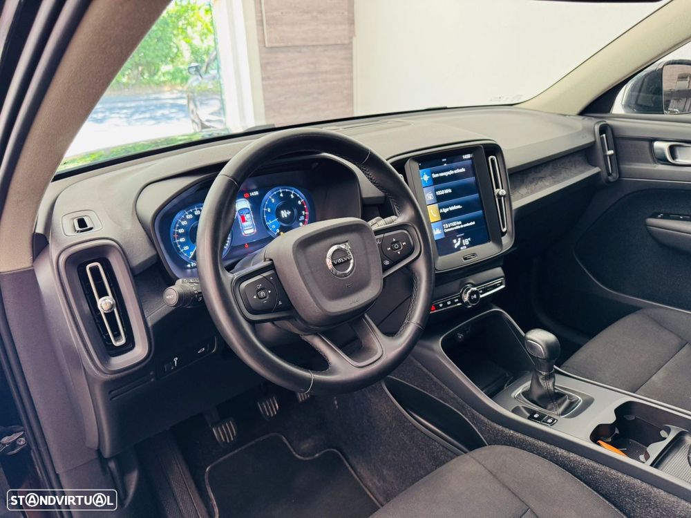 Volvo XC 40 1.5 T2 Momentum Core - 9