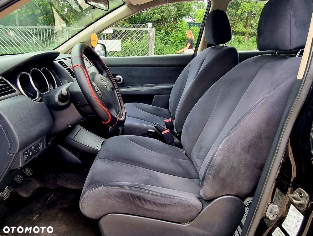Nissan Tiida 1.6 Acenta - 10