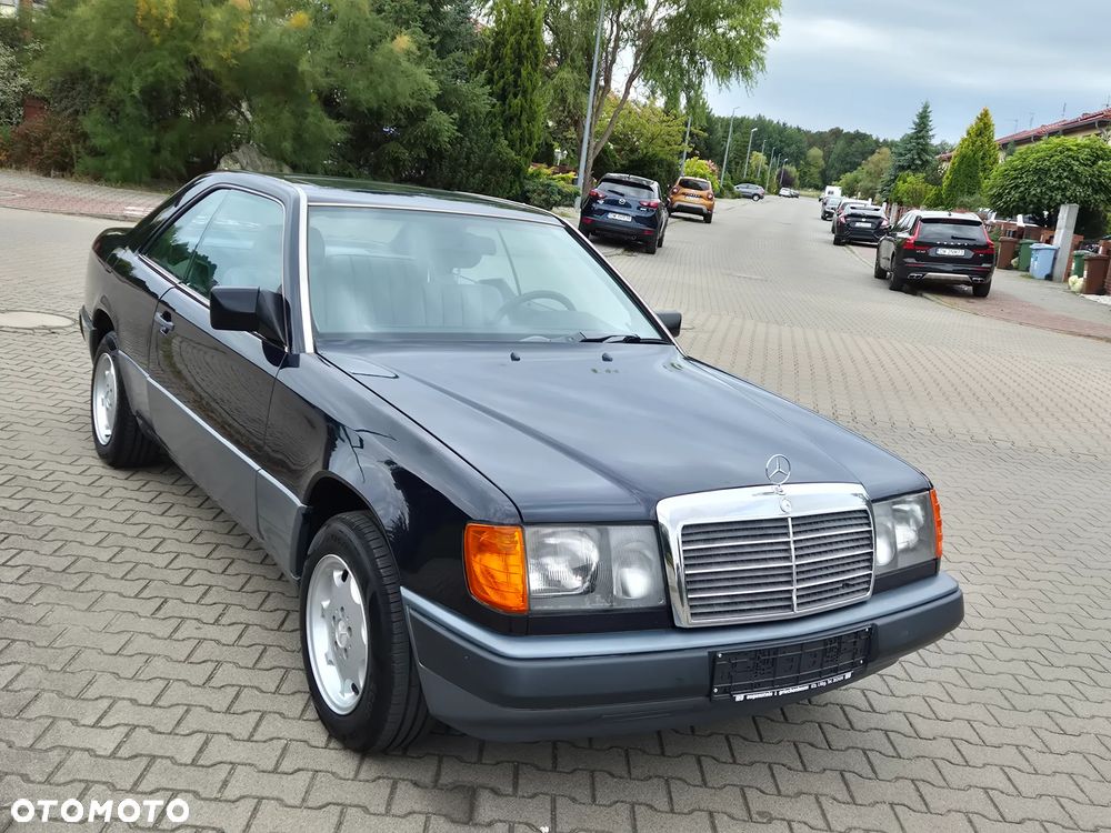 Mercedes-Benz W124 (1984-1993) - 28