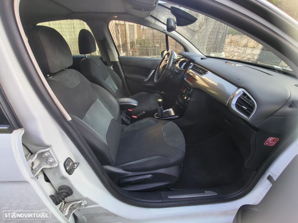 Citroën C3 1.4 HDi Exclusive 99g - 11