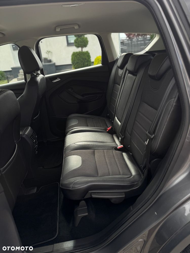 Ford Kuga 2.0 TDCi 4WD Titanium - 23