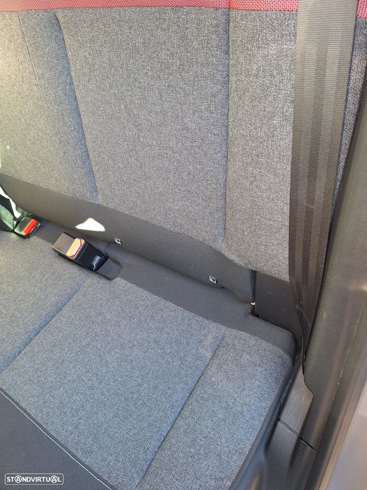 Citroën C3 Aircross 1.2 PureTech C-Series EAT6 - 4