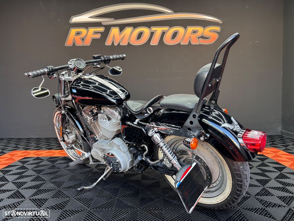 Harley-Davidson 883 - 10