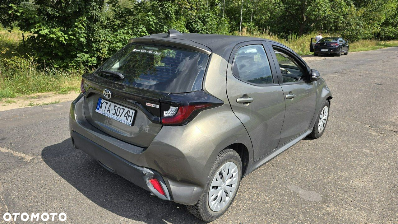 Toyota Yaris - 7
