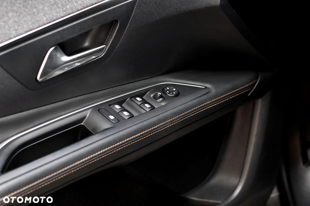 Peugeot 3008 1.2 PureTech GT S&S - 21