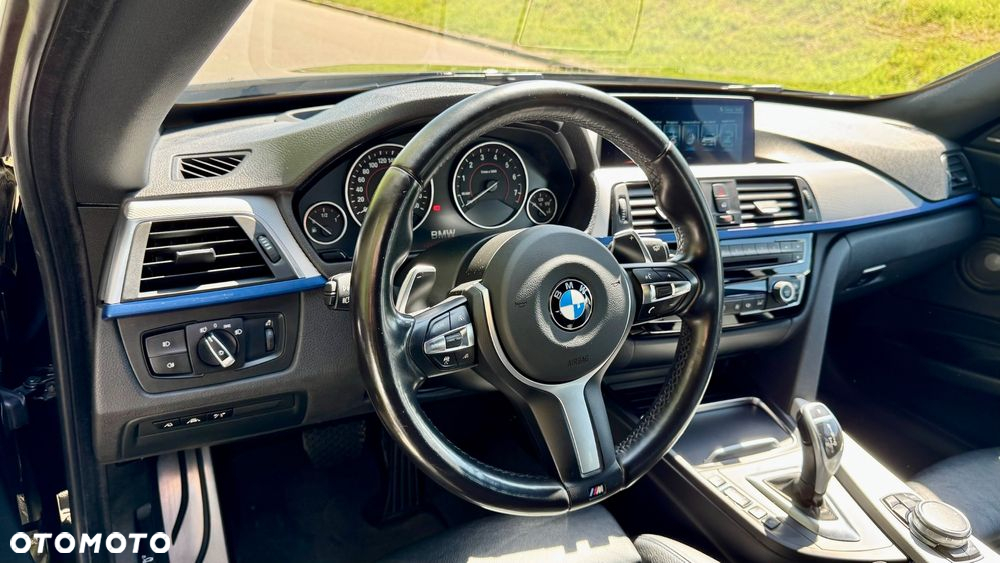 BMW 3GT 330i xDrive M Sport - 8
