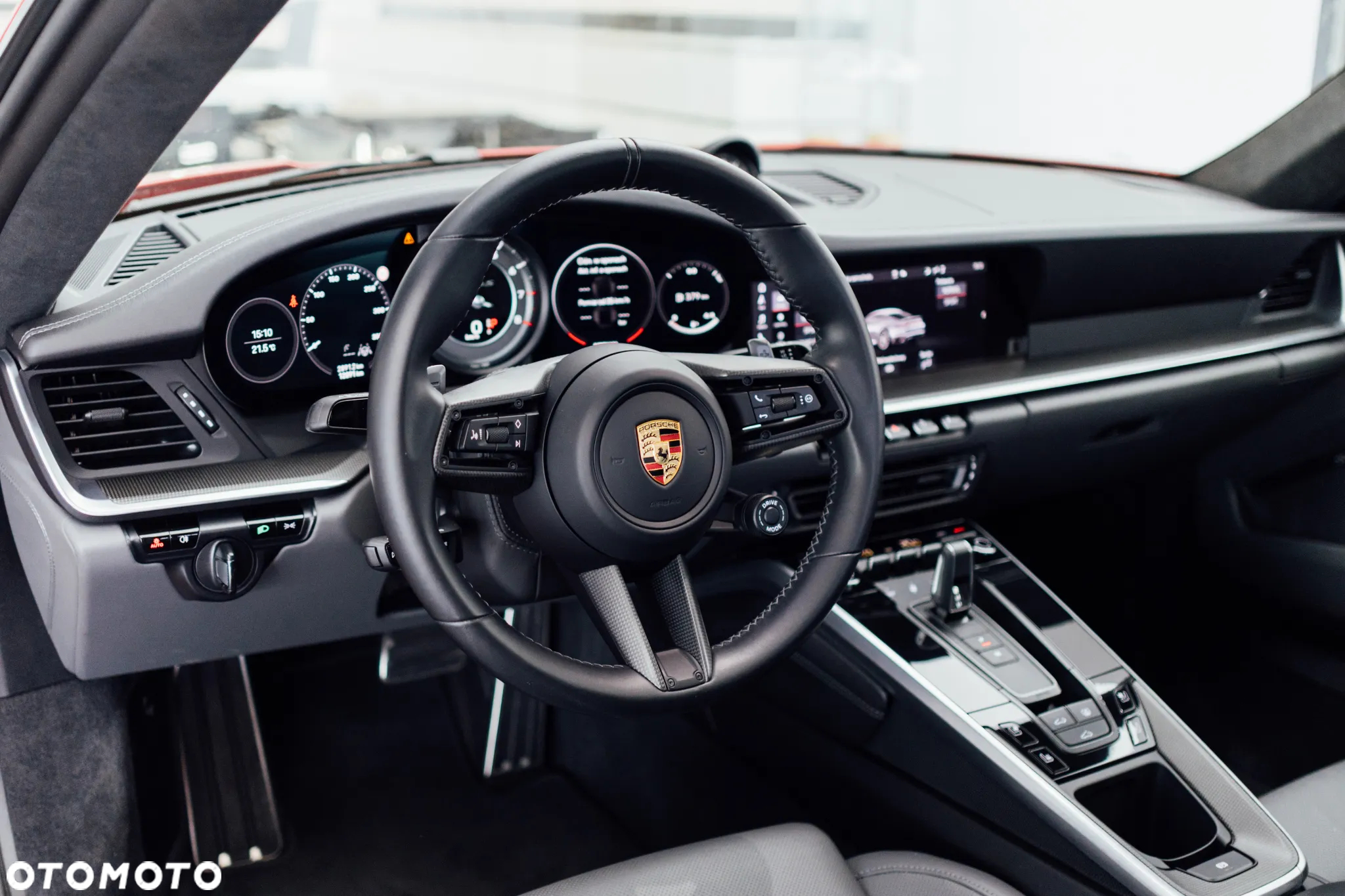 Porsche 911 Turbo S - 16