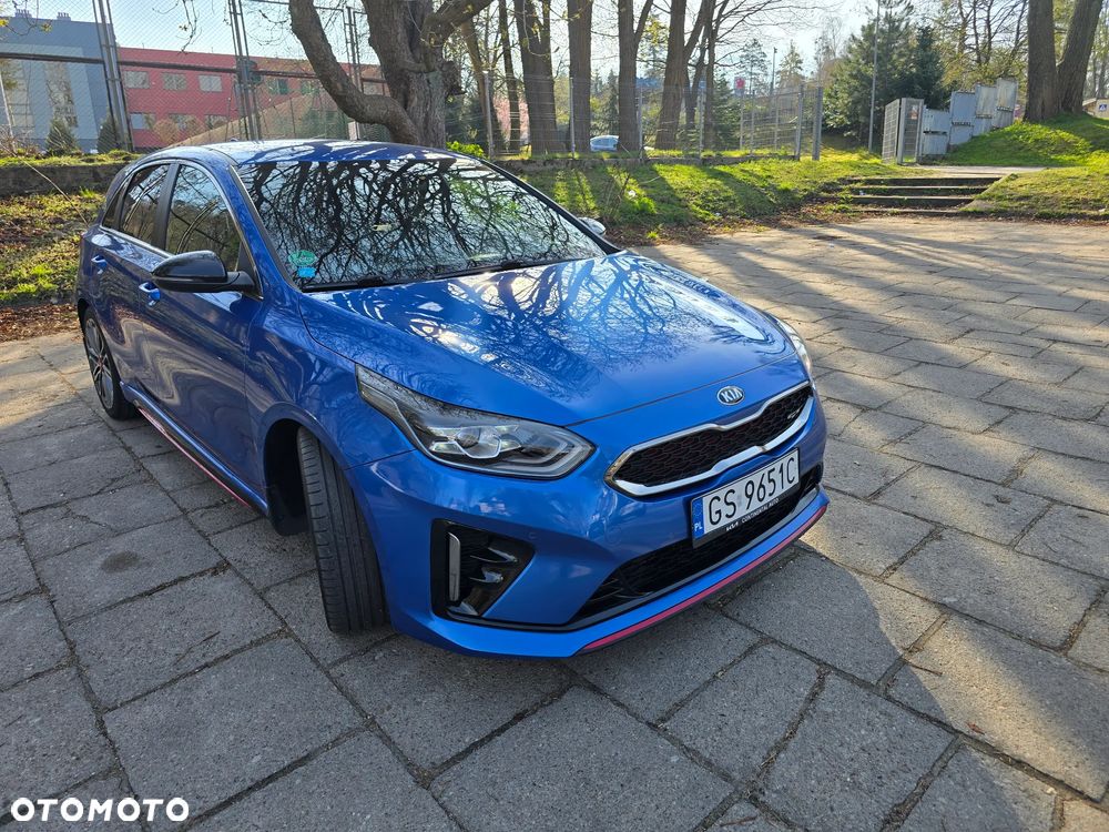Kia Ceed - 10