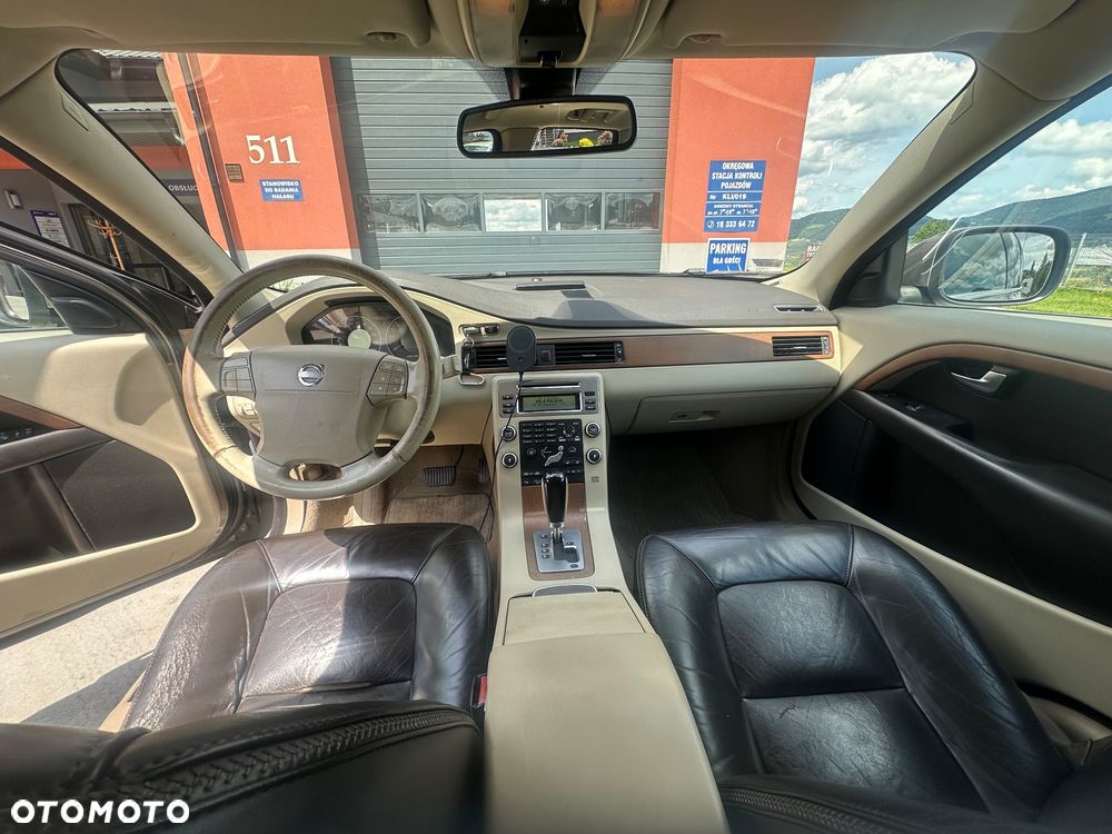 Volvo XC 70 D5 AWD Geartronic Summum - 8