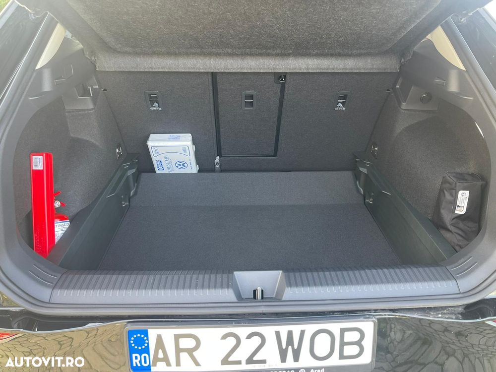 Volkswagen T-Roc 1.5 eTSI 115 CP DSG MHEV Life - 24