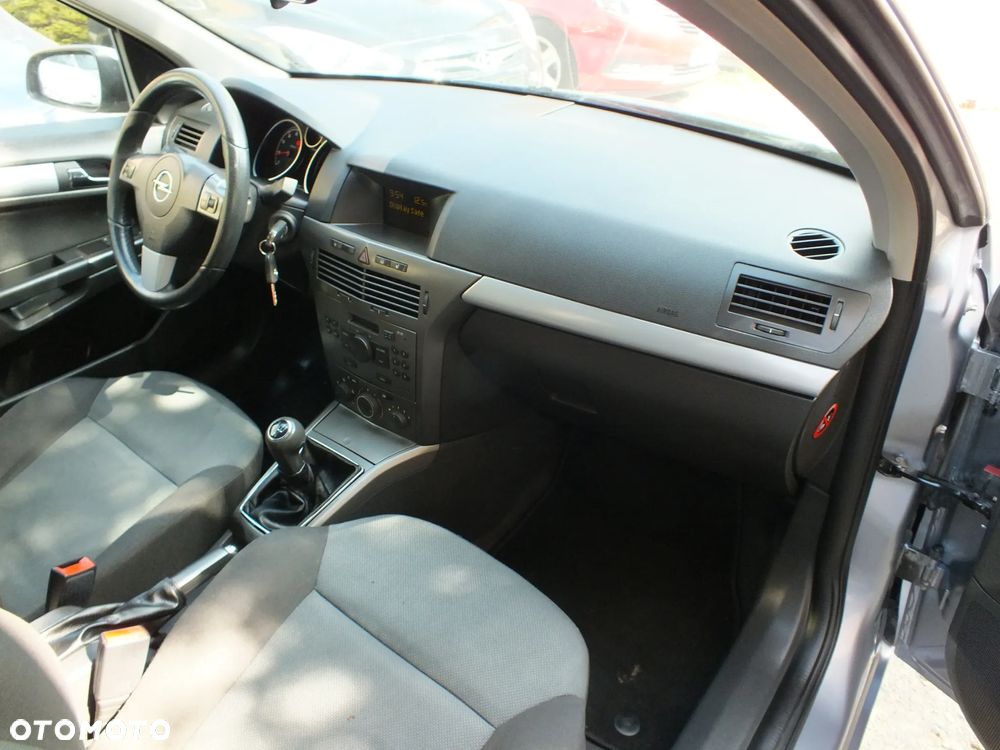 Opel Astra - 23